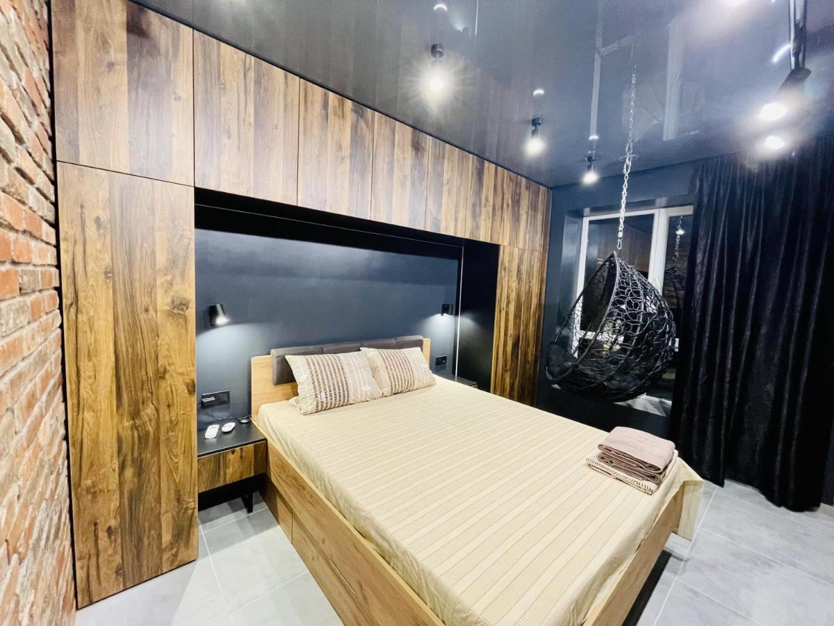 Loft В River Park З Джакузі Dnipro Dış mekan fotoğraf