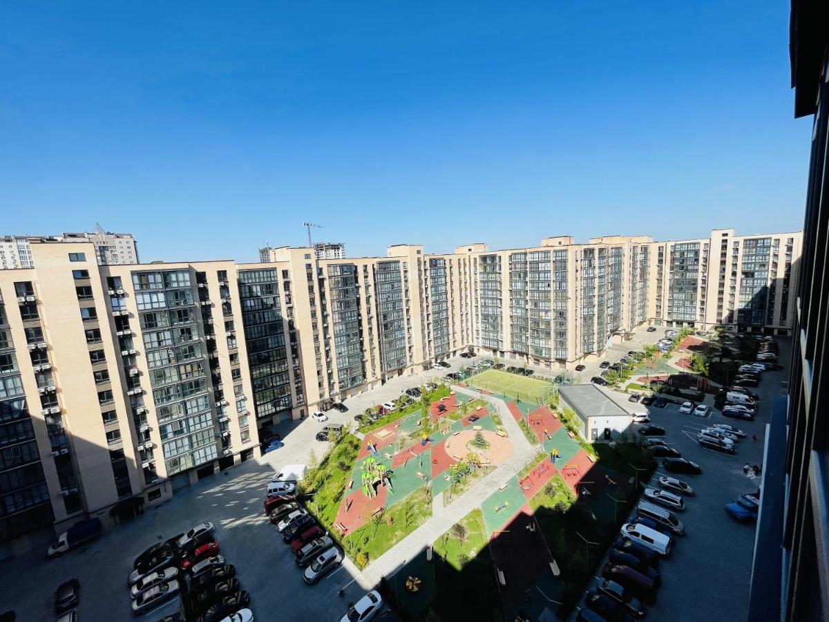 Loft В River Park З Джакузі Dnipro Dış mekan fotoğraf